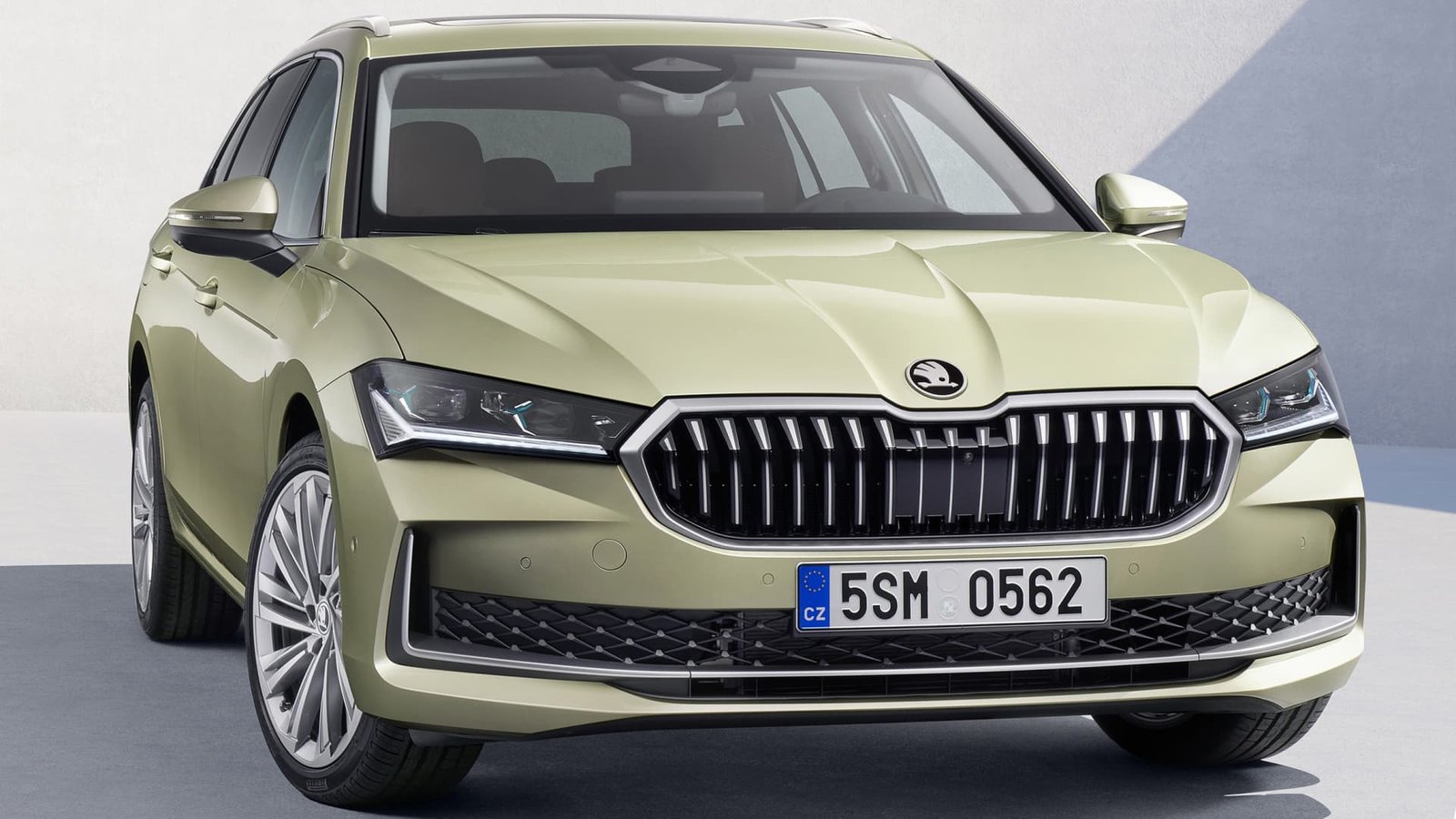2024 Skoda Superb revealed, due in Australia early 2025