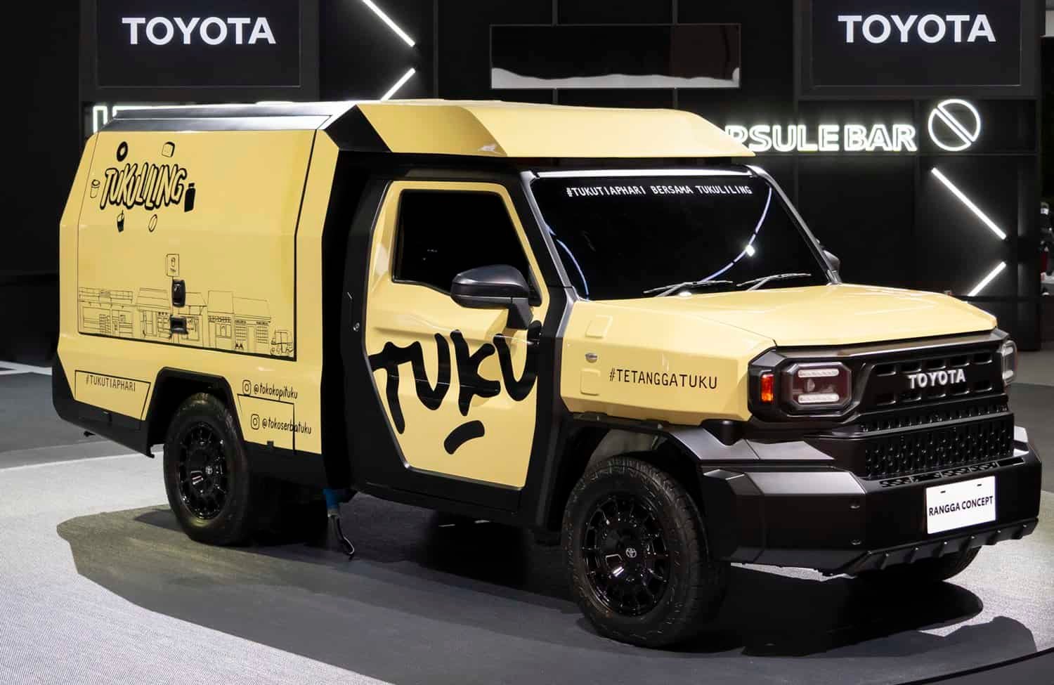 Production Toyota Rangga spied as renamed Hilux Champ