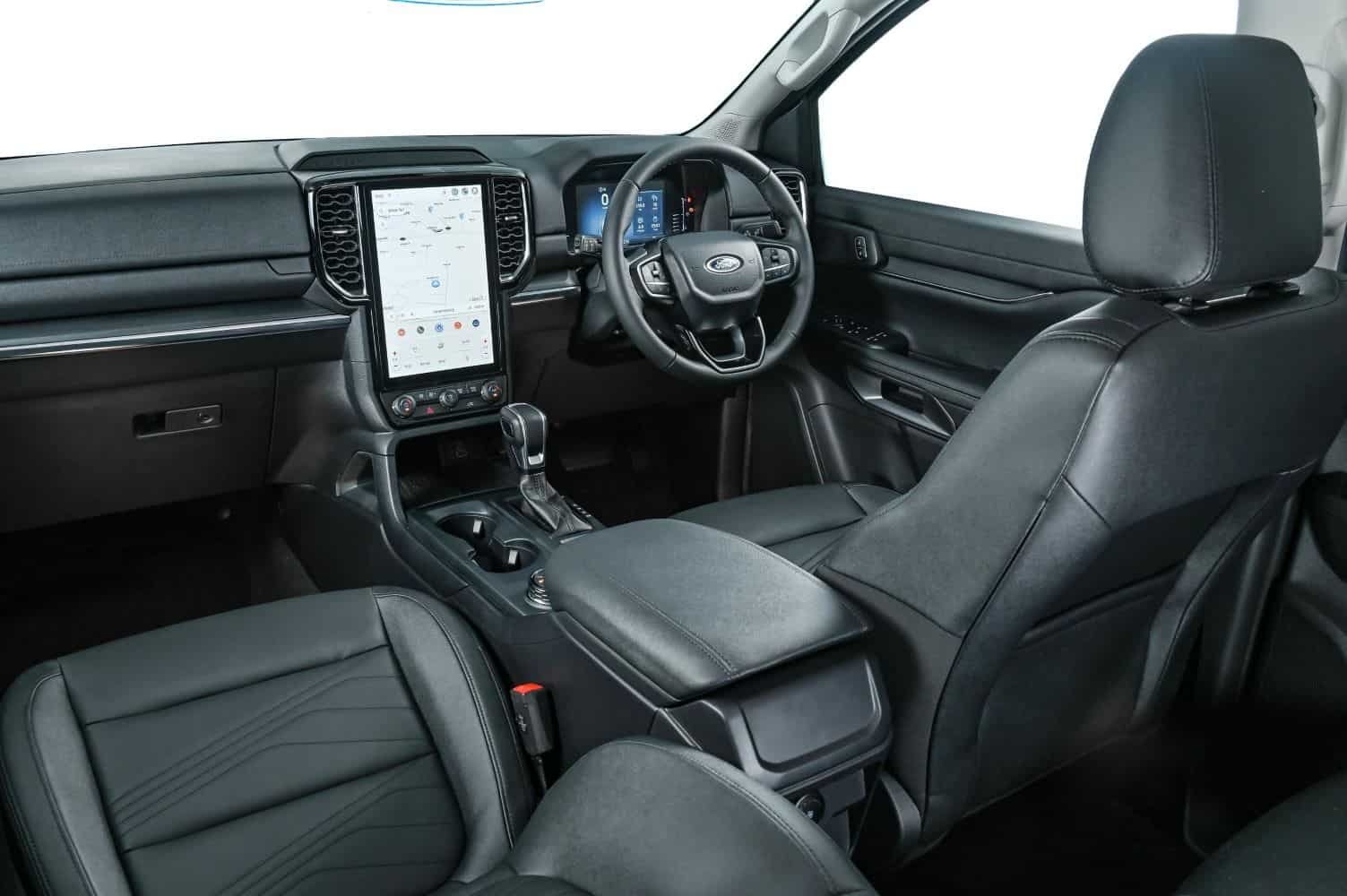 Ford Everest XLT cabin