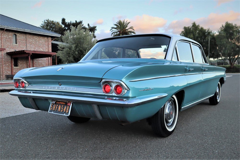 1962 Oldsmobile F-85