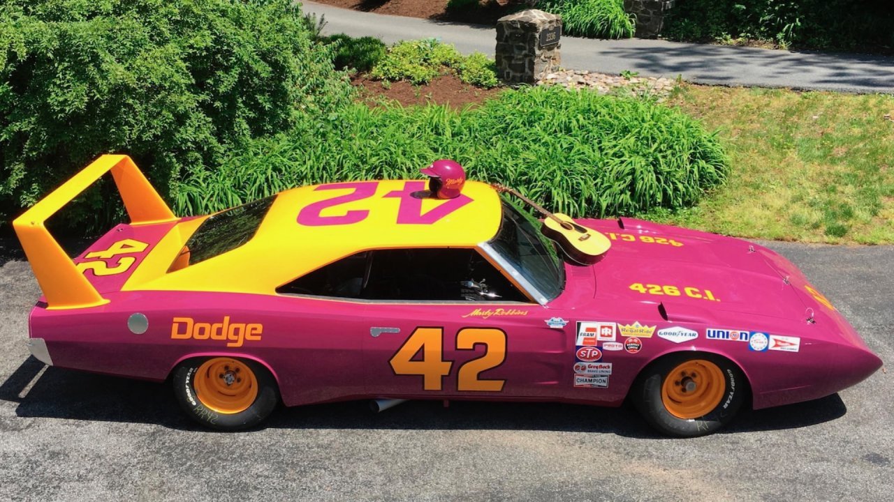1969 Dodge Charger Daytona NASCAR
