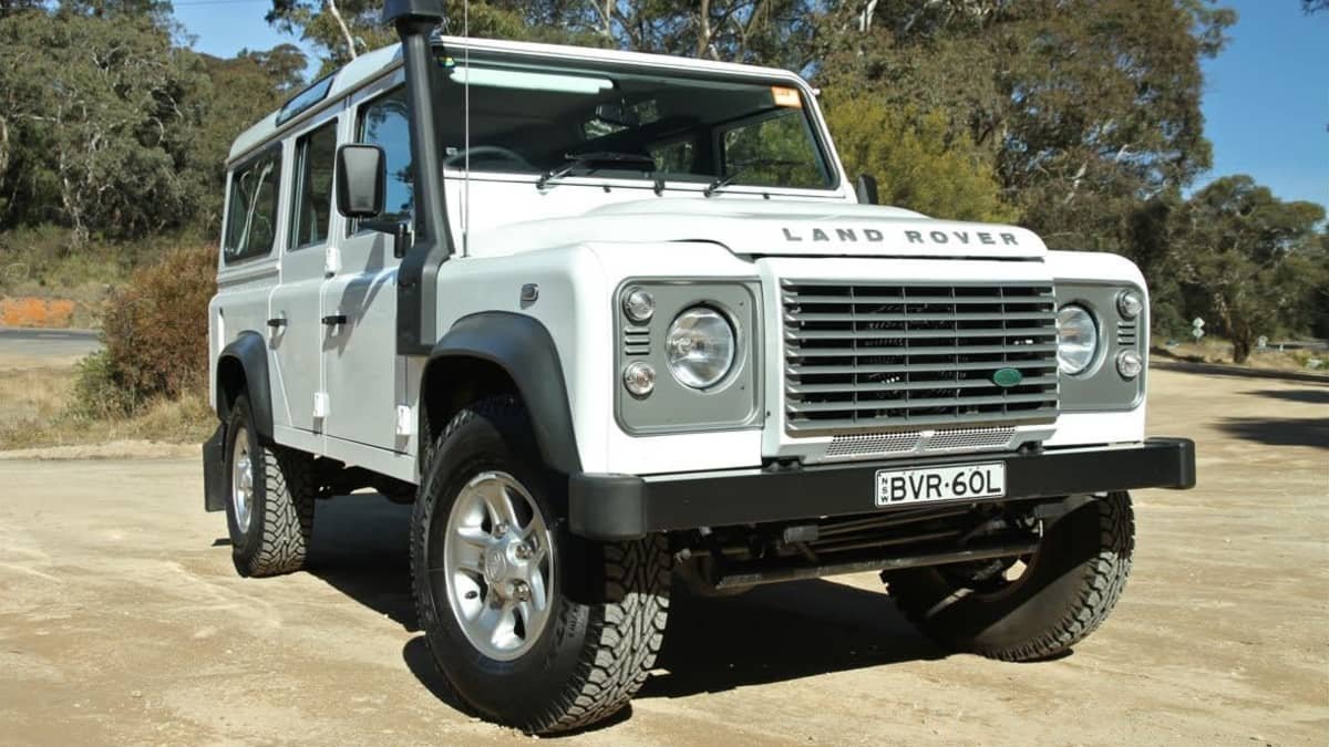 2010-2012 Land Rover Defender recalled in Australia-0