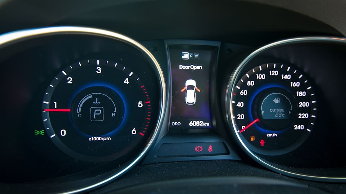 2014 Hyundai Santa Fe Highlander review: Living with the car-0