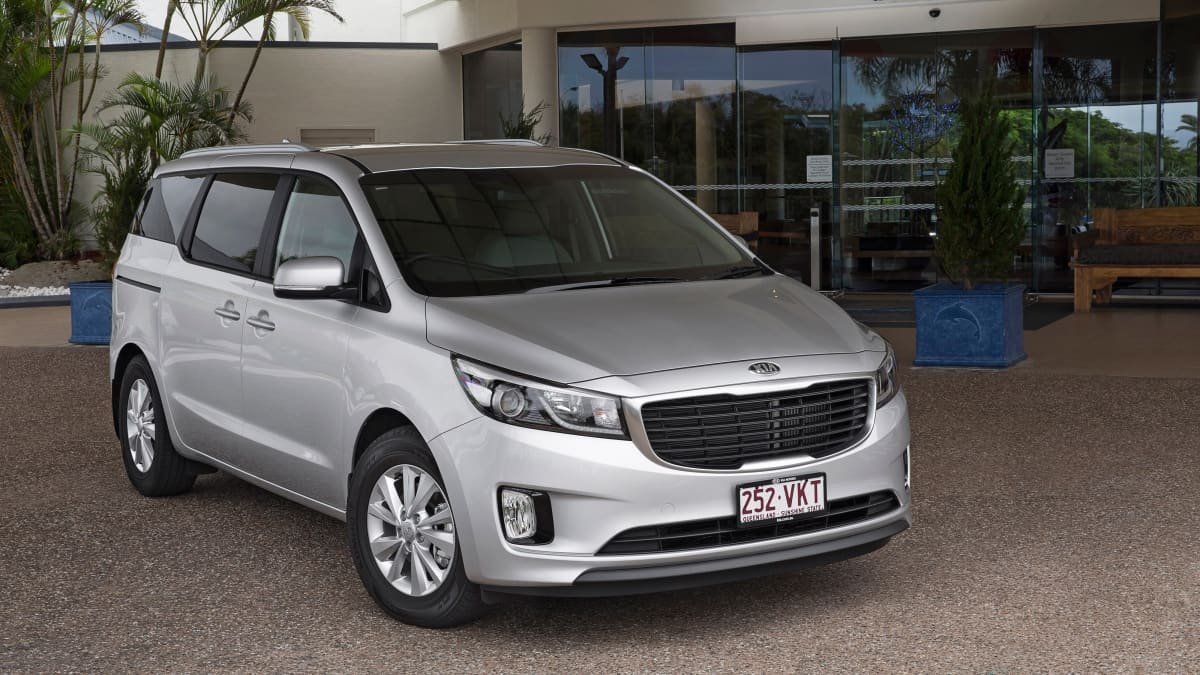 2015 Kia Carnival and Sorento recalled with transmission fault-0