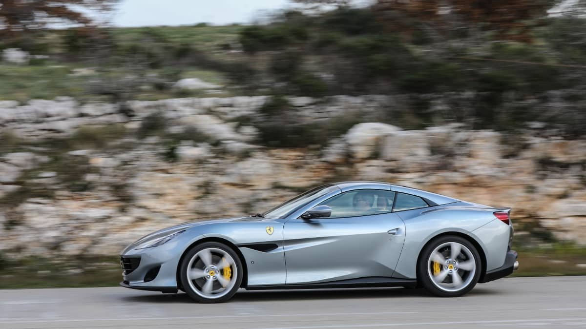 2018 Ferrari Portofino review: Rear view mirror-0