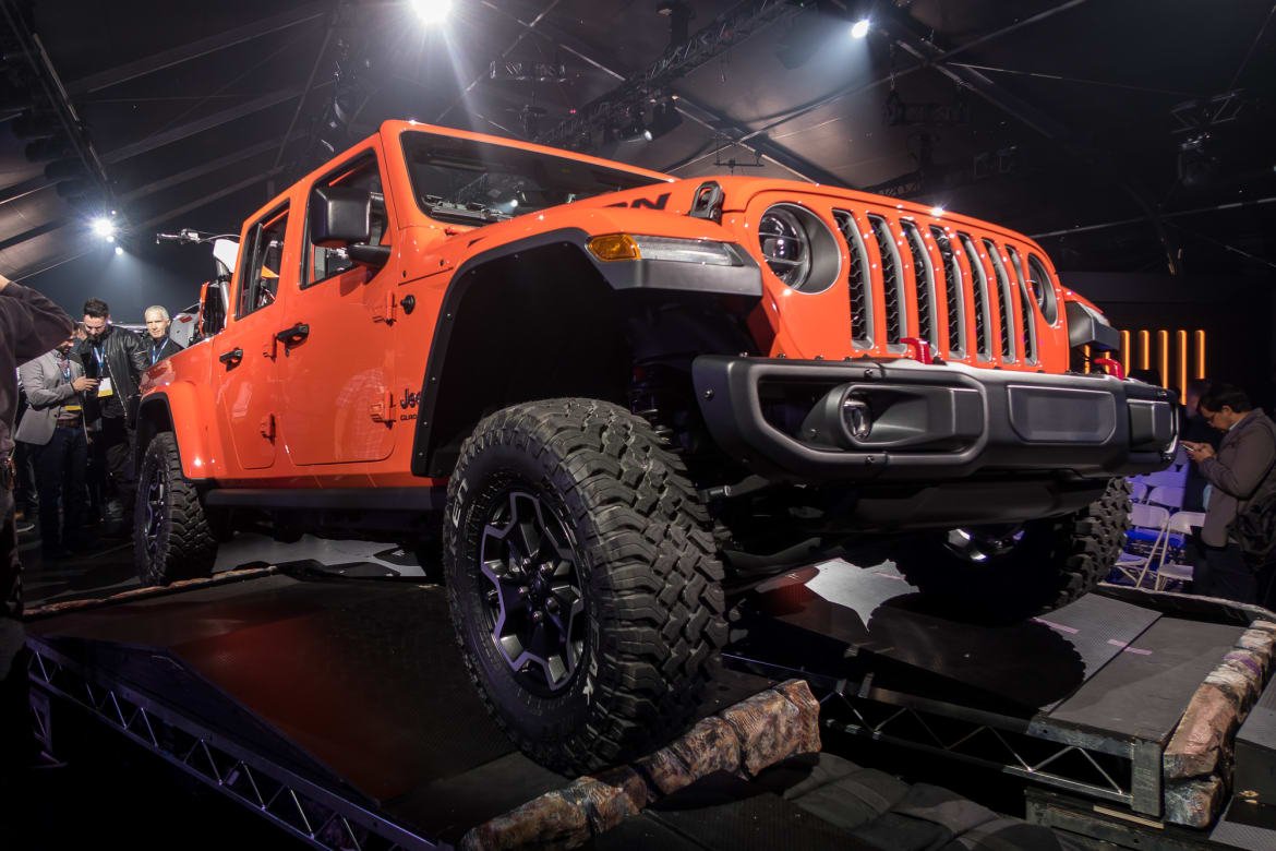 04-jeep-gladiator-2020.jpg