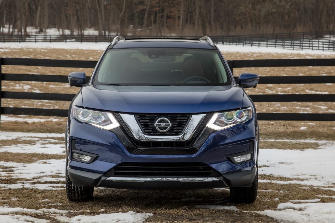 04-nissan-rogue-2019-blue--exterior--front.jpg