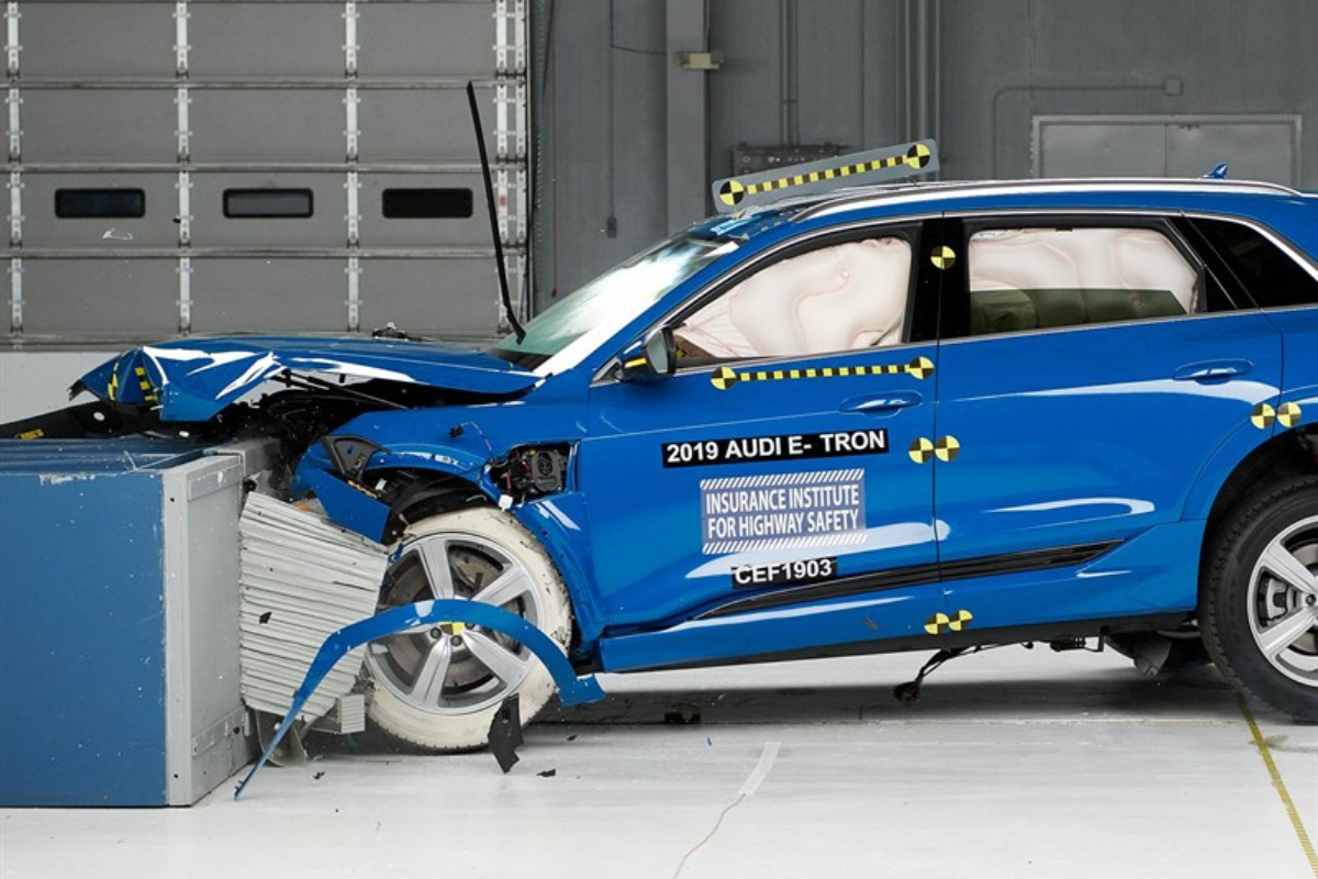 2019-audi-e-tron-IIHS