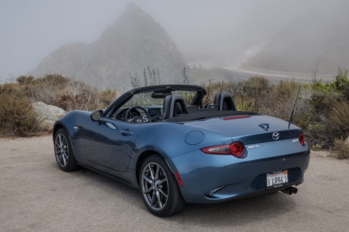 04-mazda-mx-5-miata-gt-s-2019-blue--exterior--rear-angle--wheel.