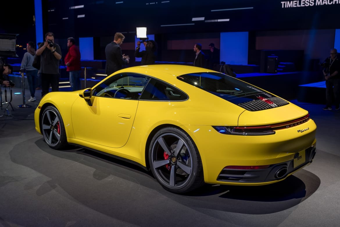 02-porsche-911-carrera-s-2020.jpg