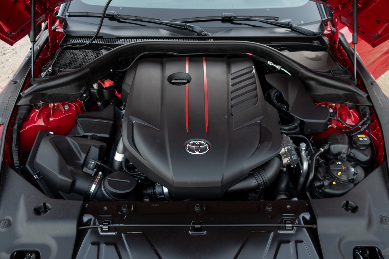 toyota-supra-2020-15-engine--exterior.jpg
