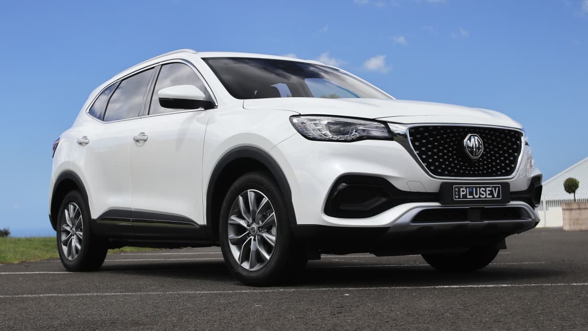 2021-2022 MG HS PHEV and HS +EV plug-in hybrids recalled due to fire risk