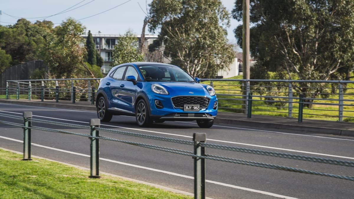 2021 Ford Puma v Kia Stonic GT-Line comparison-0