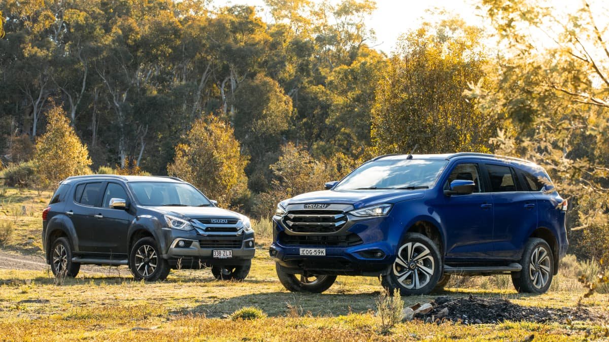 2021 Isuzu MU-X LS-T comparison – old vs new-0