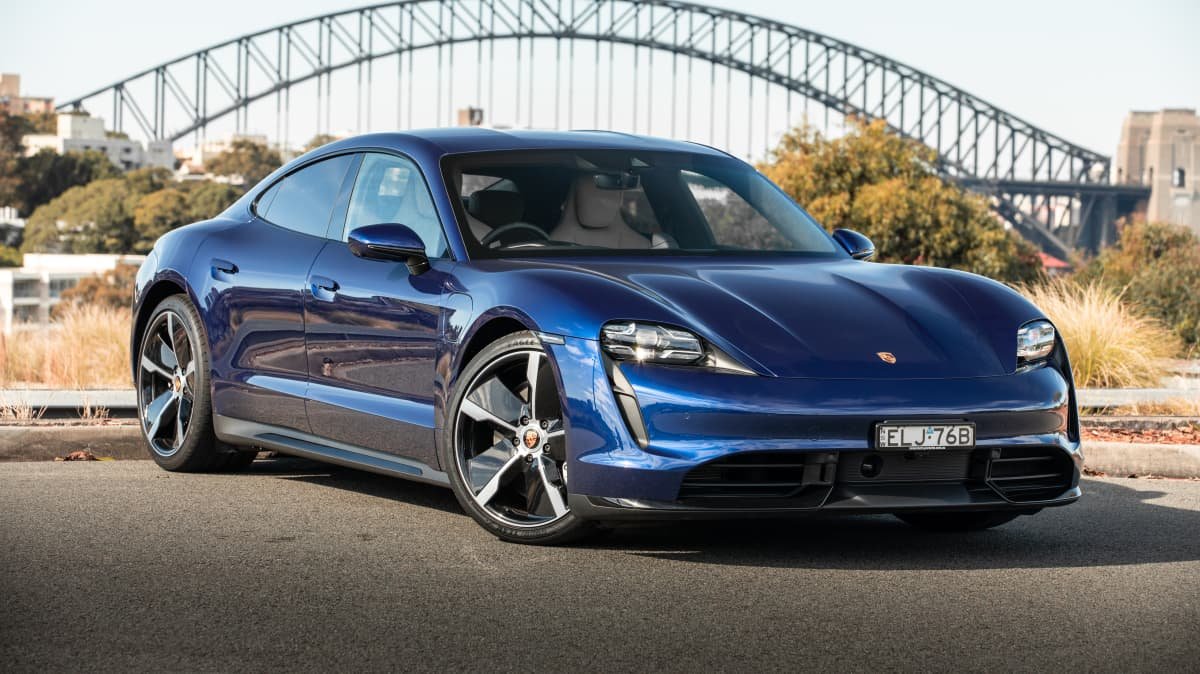 2021 Porsche Taycan Turbo review-0