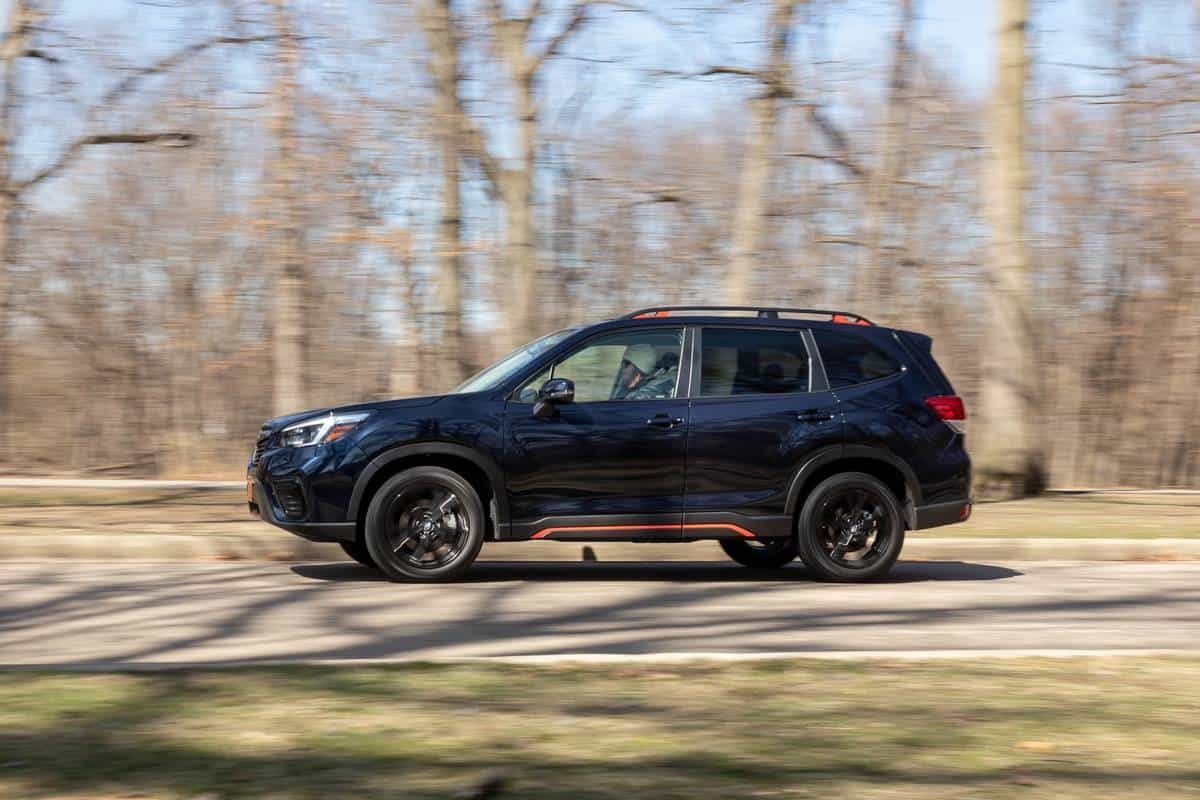 subaru-forester-sport-2021--01-blue--dynamic--exterior--profile.jpg