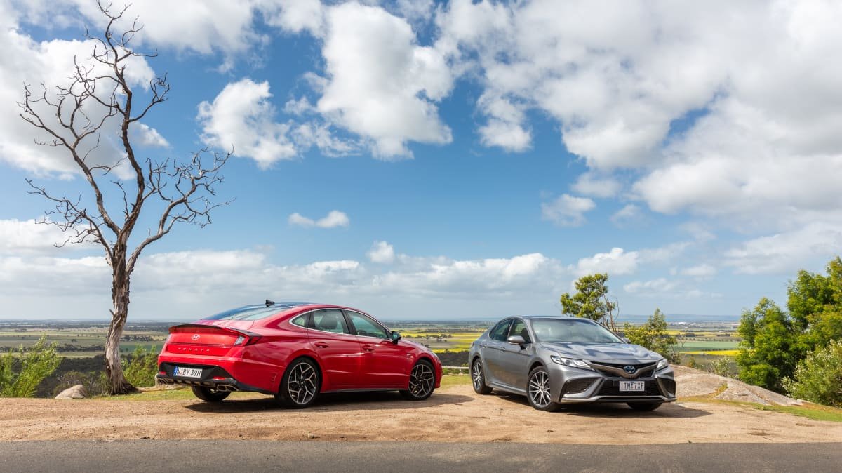 2021 Toyota Camry SL v Hyundai Sonata N Line comparison-0
