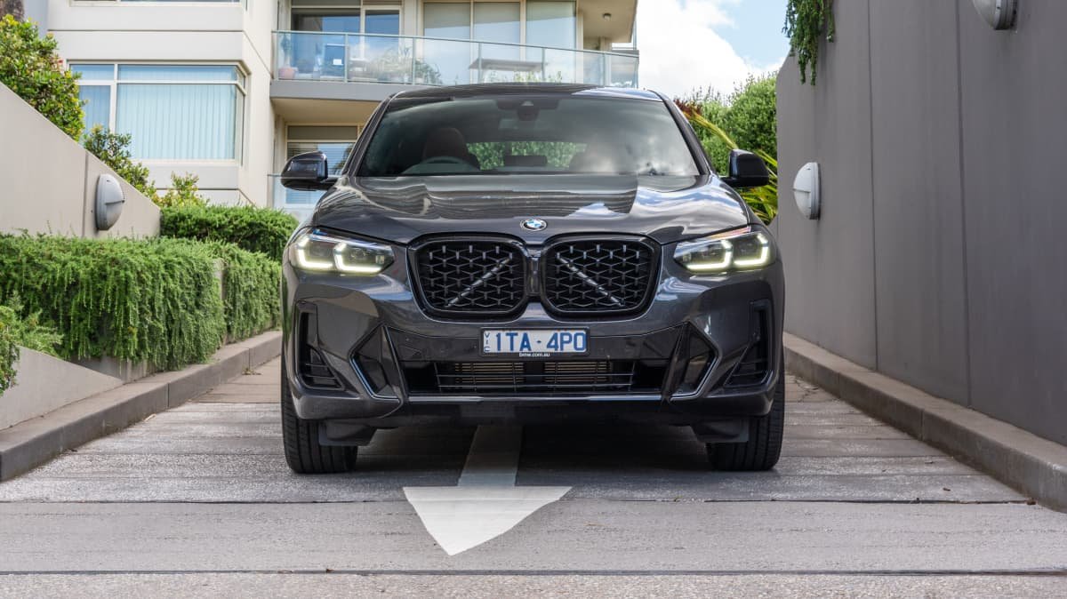 2022 BMW X4 xDrive 30i review-0