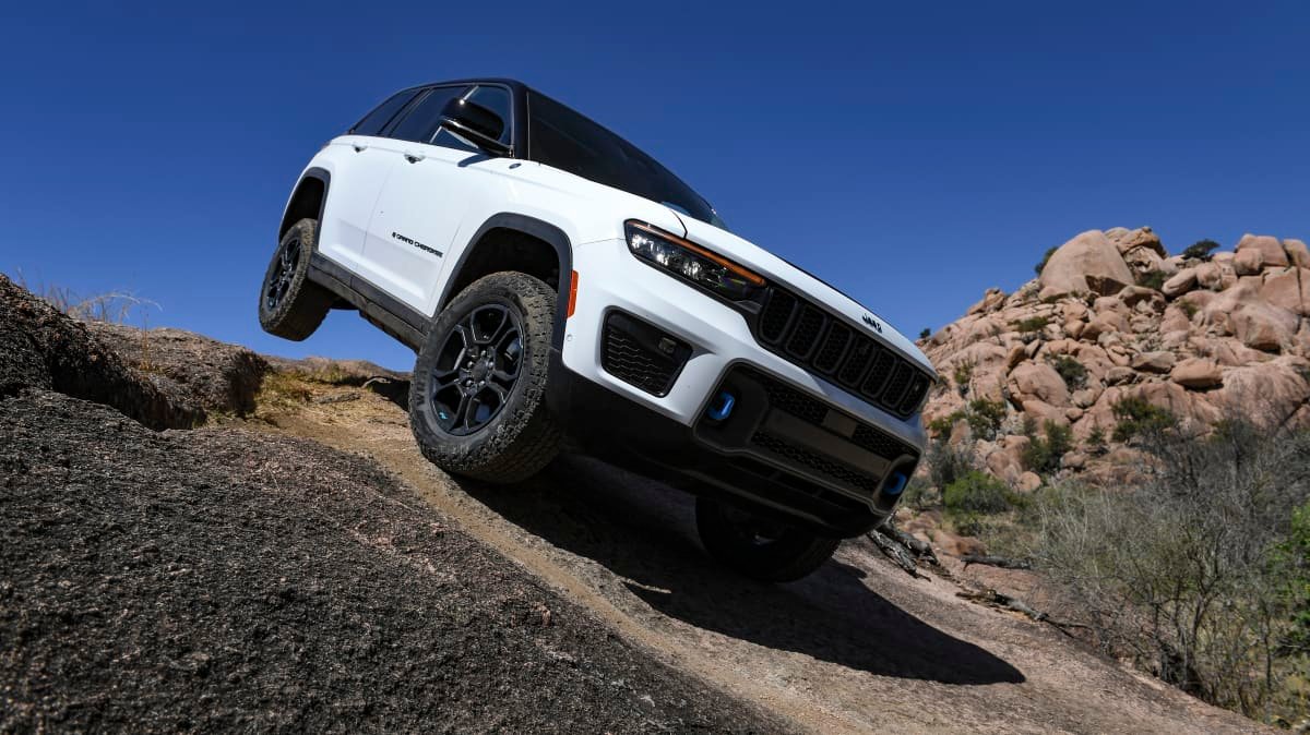 2022 Jeep Grand Cherokee 4xe review: International first drive-0