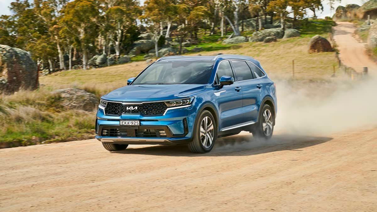 2022 Kia Sorento PHEV review-0