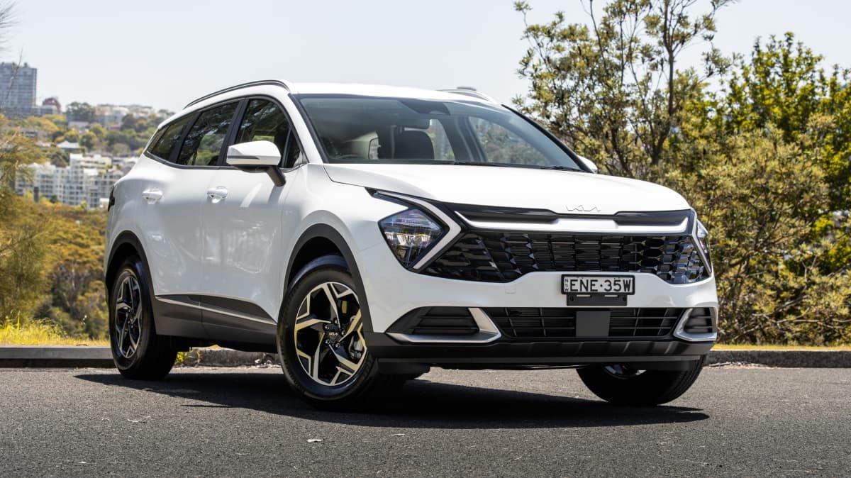 2022 Kia Sportage S manual review-0