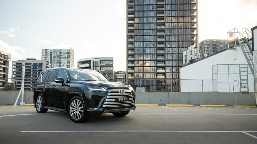 2022 Lexus LX600 Ultra Luxury review-0
