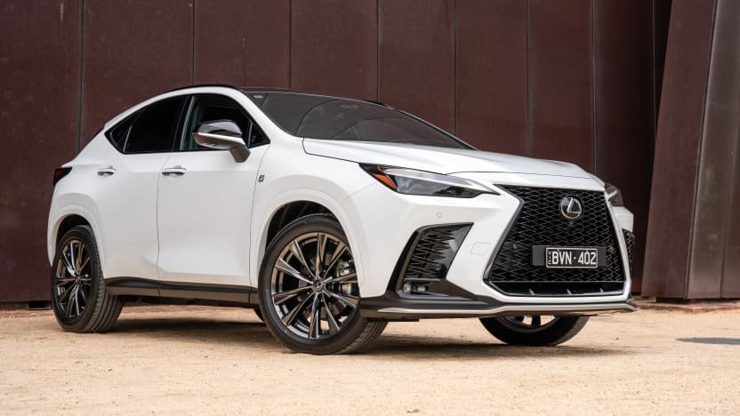 2022 Lexus NX350 v 2022 Volvo XC60 comparison-0