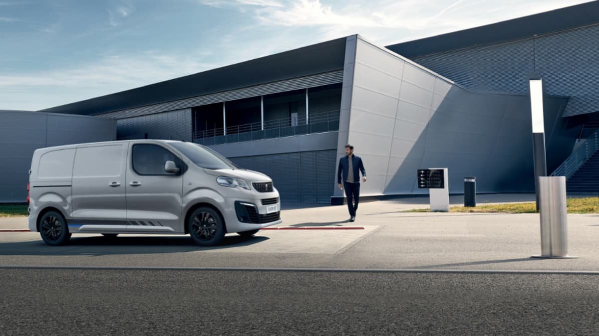 2022 Peugeot Expert Sport