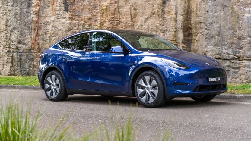 2022 Polestar 2 v Tesla Model Y comparison-0