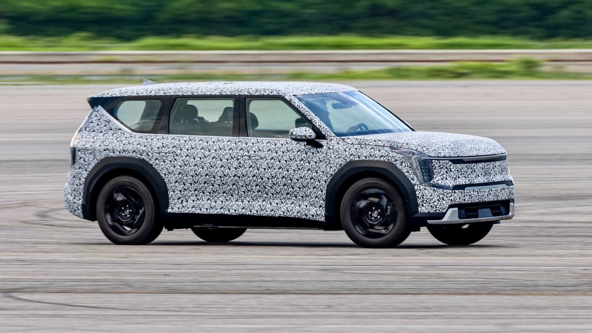 2024 Kia EV9 electric SUV confirmed for Australia, due this year