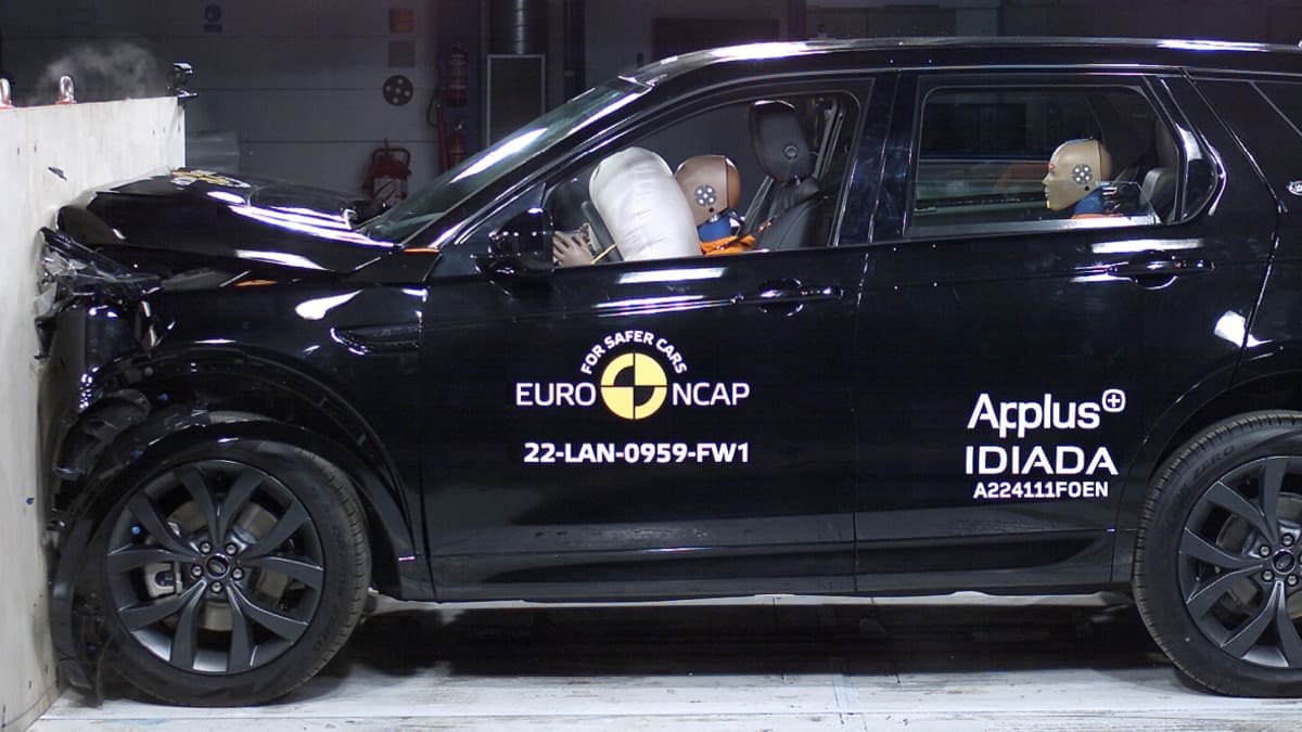 2023 Land Rover Discovery Sport earns five-star safety rating