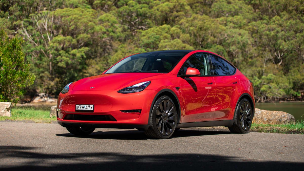 Tesla Model Y SUV 4WD 2023