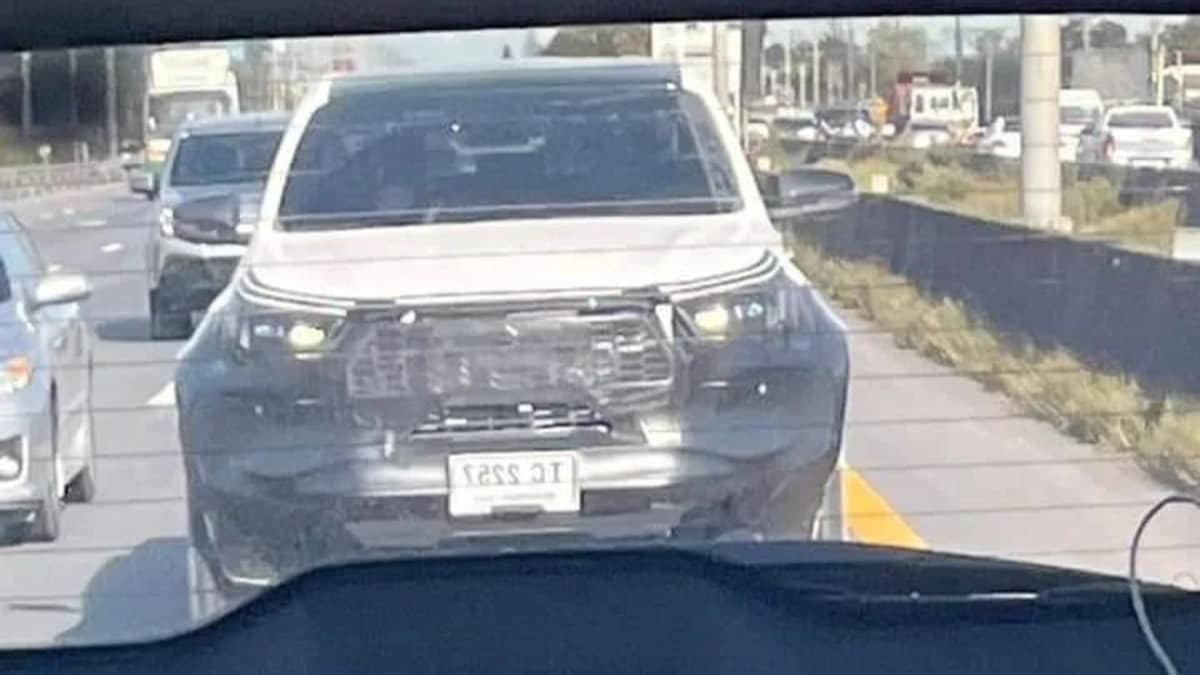 2023 Toyota HiLux GR Sport caught on camera