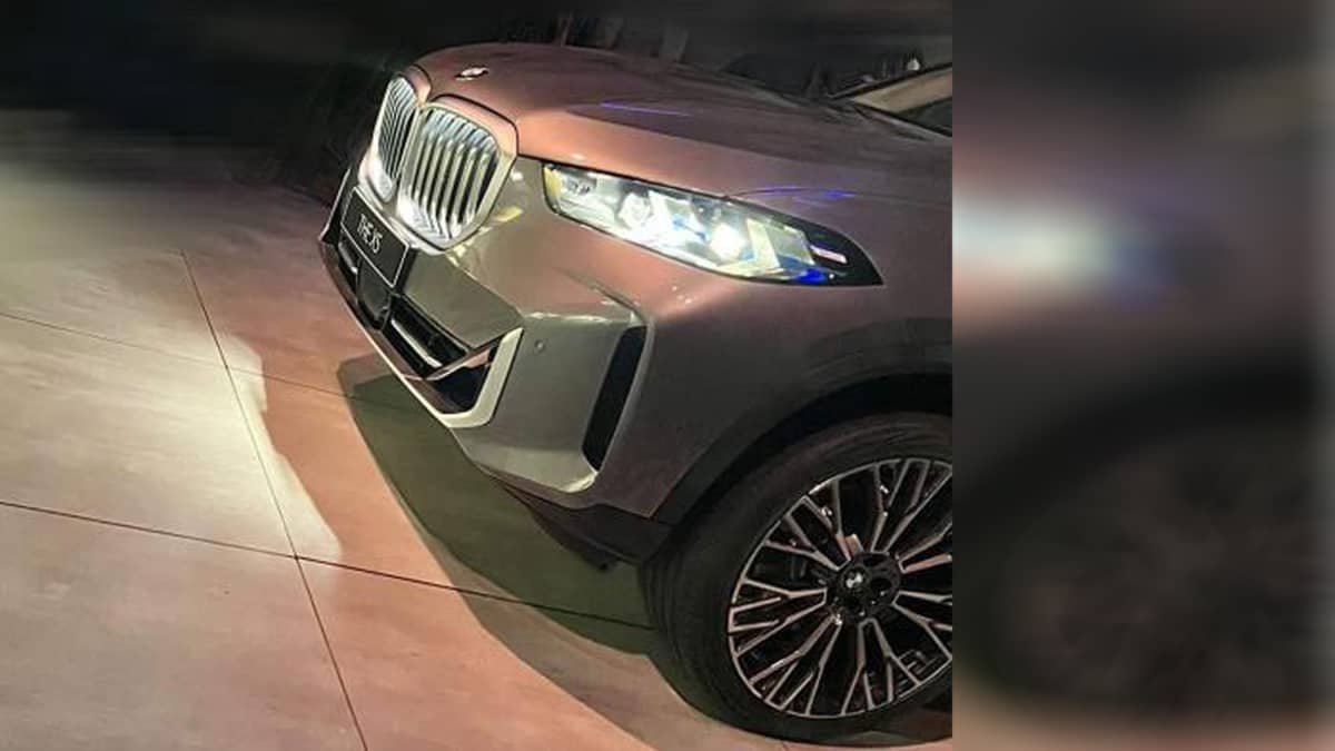 2024 BMW X5 facelift photos leaked