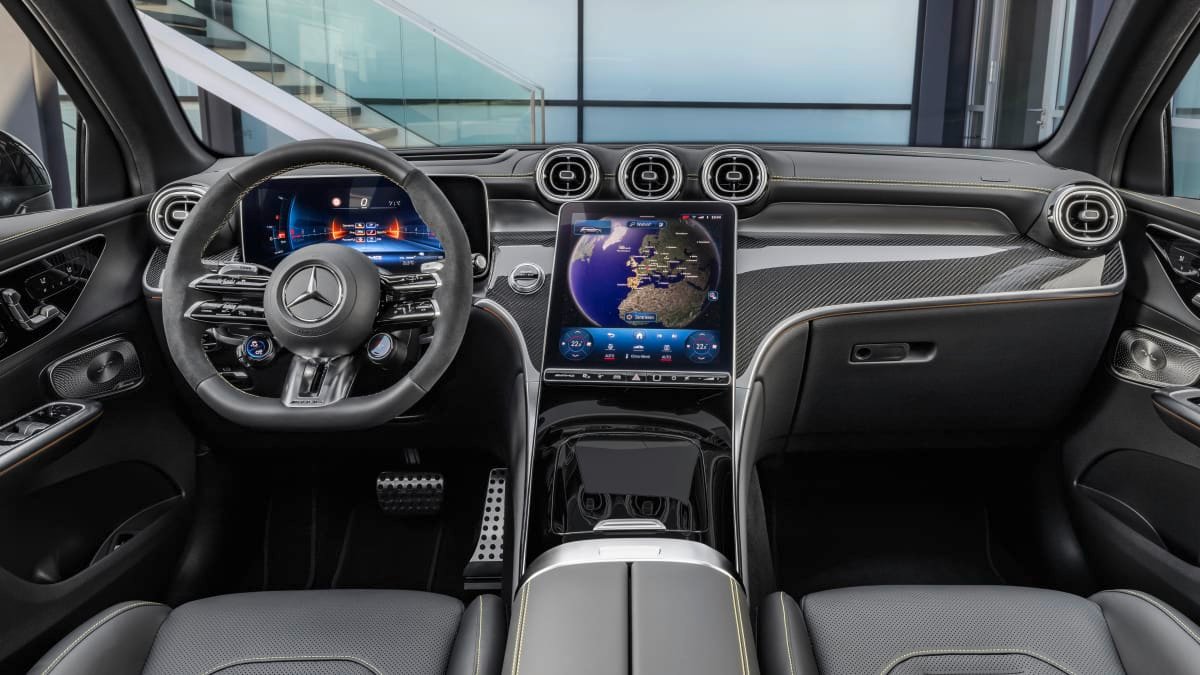 2024 Mercedes-AMG GLC63 S E Performance hybrid performance SUV unveiled