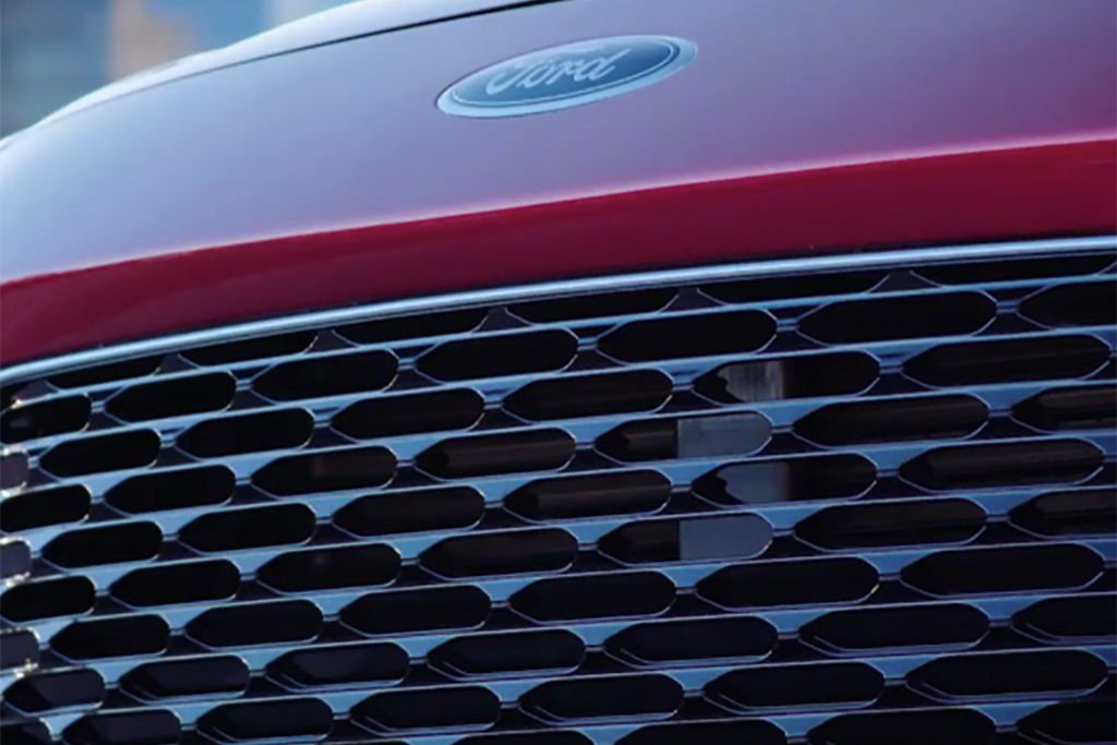 2020 Ford Escape grille teaser.jpg