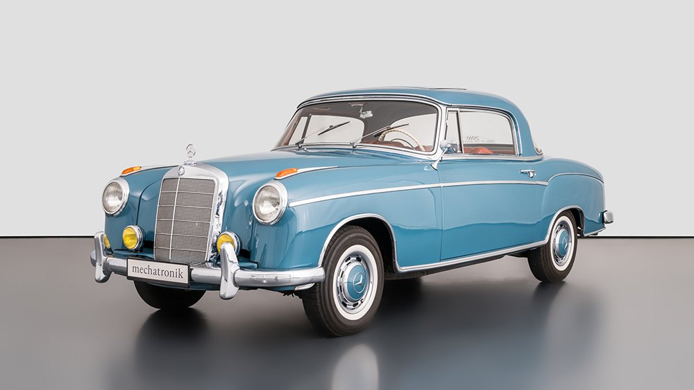 Mercedes-Benz 220 SE Ponton Front Profile