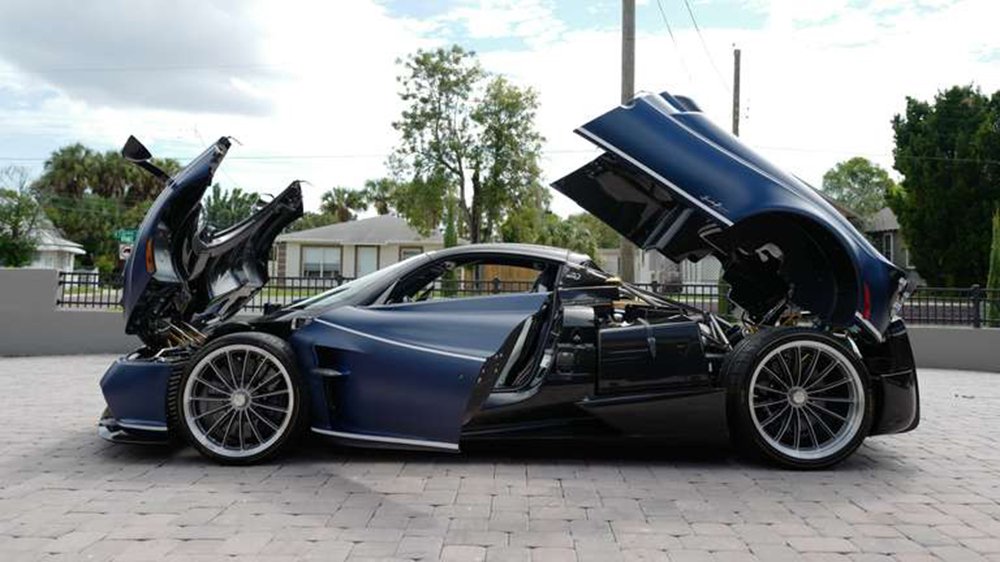 2018 Pagani Huayra Roadster