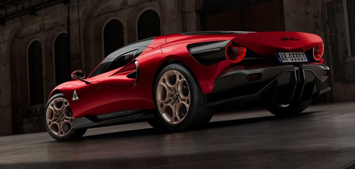 Alfa Romeo 33 Stradale returns as modern tribute to original