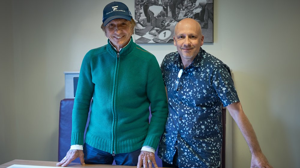 Artist Alan Thornton and former racer Emerson Fittipaldi.