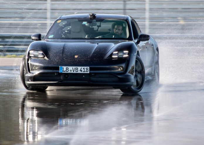 Porsche Taycan