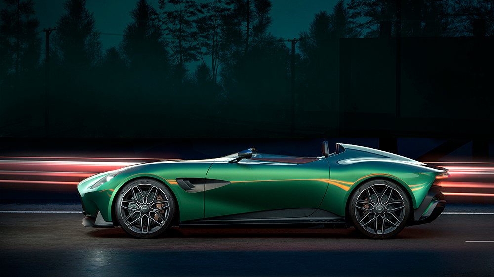 The Aston Martin DBR22 from the side