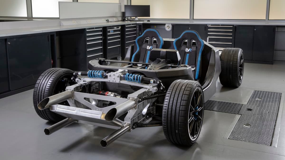 Williams Advanced Engineering: Australian-owned company reveals 1650kW electric hypercar chassis-0