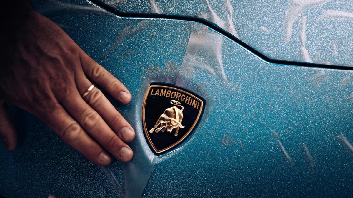 Australia’s final Lamborghini Aventador coming in 2023, as global production ends-0
