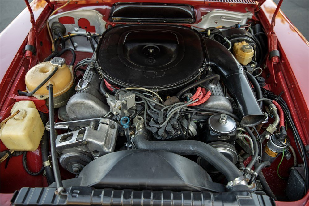 1979 Mercedes-Benz 450SL engine