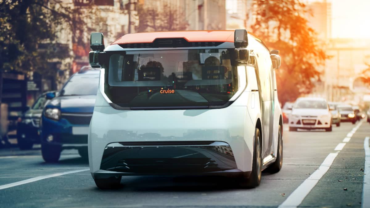 Autonomous car expert says human input still essential-0