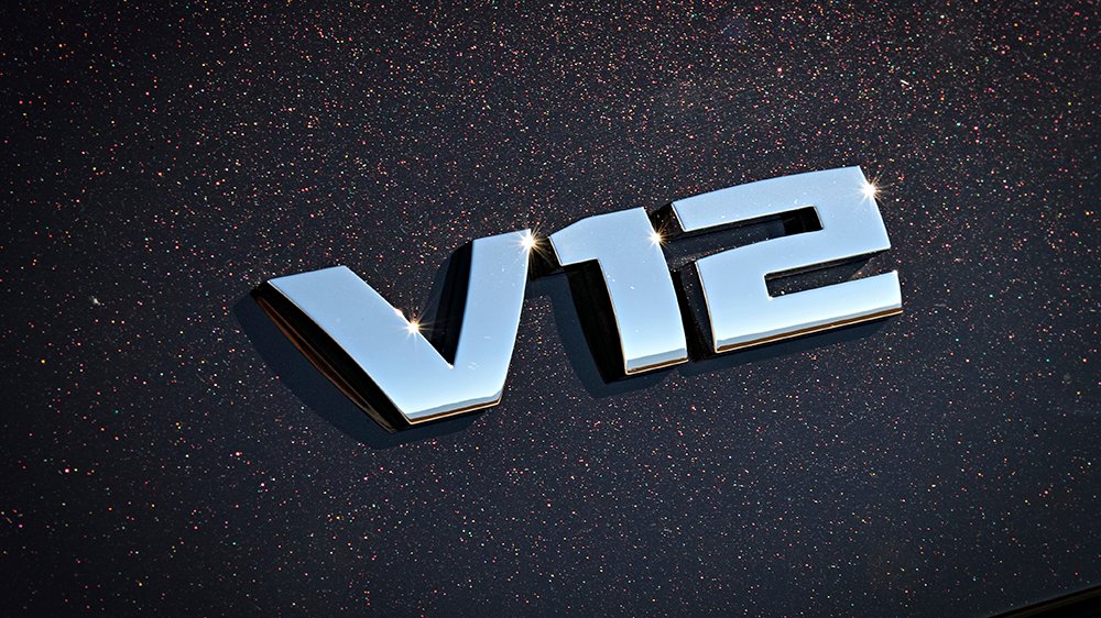 The BMW M760i xDrive's special badging