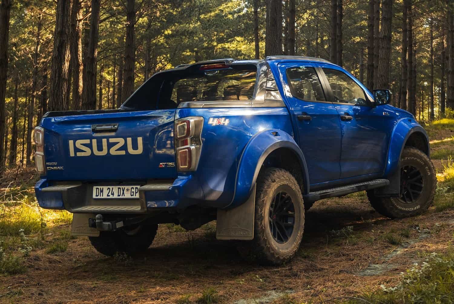 Isuzu prices off-road ready D-Max AT35