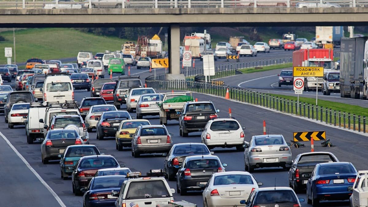 Billions in fuel tax should only be spent on roads, Australian drivers say-0