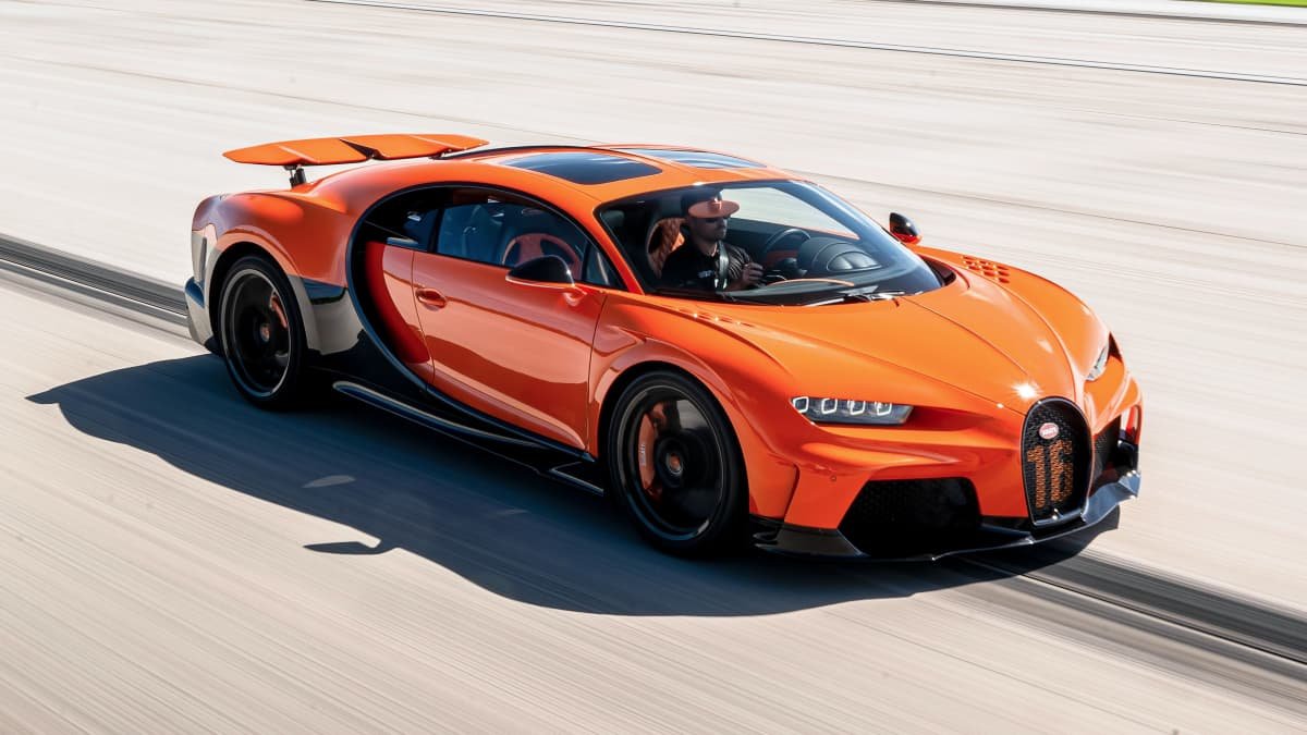 Bugatti owners unleash 400km/h hypercars on space shuttle runway